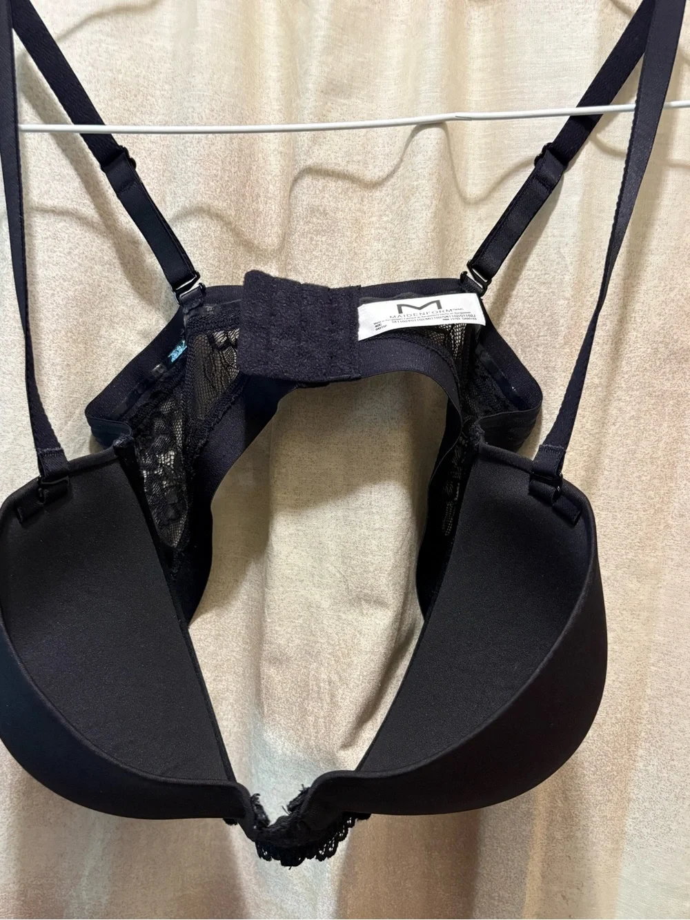 Maidenform Black Strapless Convertible Lace-Trim Bra